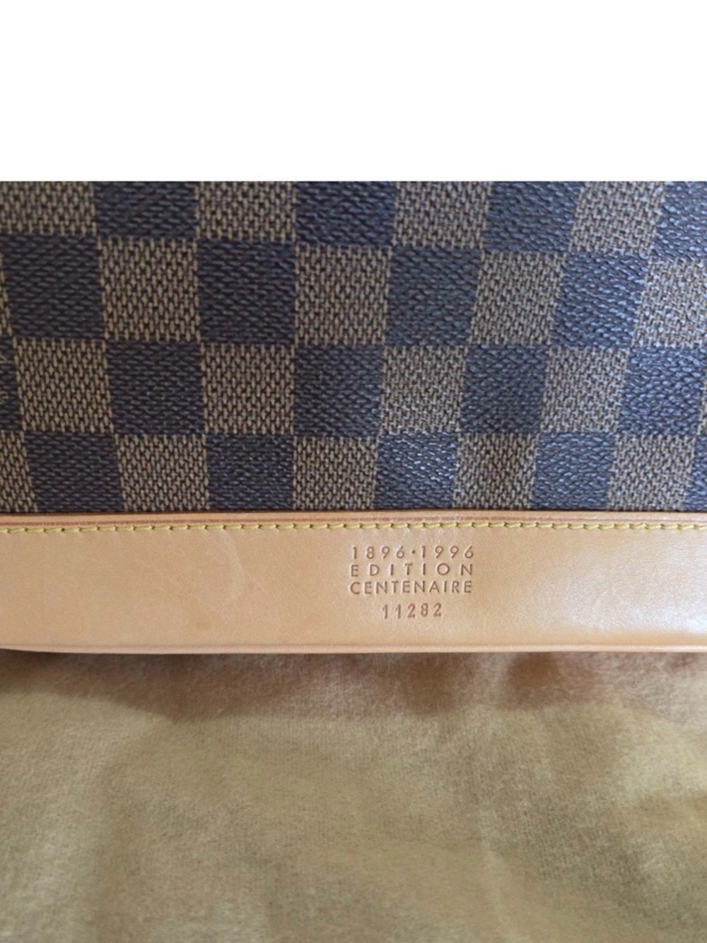 ✅AUTH✅LOUIS VUITTON DANUBE BACKPACK - Picture 12 of 16